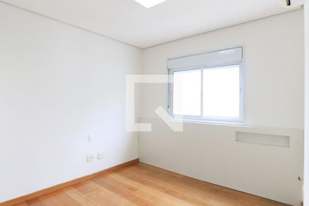 Apartamento para alugar com 190m², 3 quartos e 2 vagasSuíte 1