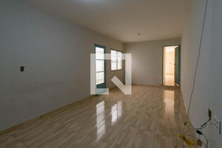 Sala de casa à venda com 2 quartos, 135m² em Jardim Silvia, Guarulhos