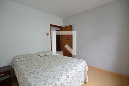 Quarto 1 de apartamento para alugar com 4 quartos, 82m² em Santa Tereza, Porto Alegre