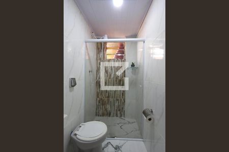 Banheiro de kitnet/studio para alugar com 1 quarto, 18m² em Sapopemba, São Paulo