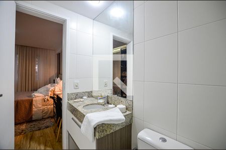 Apartamento à venda com 120m², 2 quartos e 1 vagaBanheiro da Suíte 1