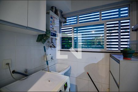 Apartamento à venda com 120m², 2 quartos e 1 vagaÁrea de Serviço