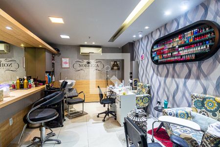 Apartamento à venda com 120m², 2 quartos e 1 vagaÁrea comum