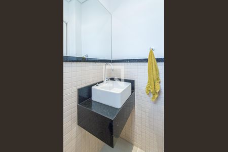 Lavabo de apartamento para alugar com 2 quartos, 106m² em Consolação, São Paulo