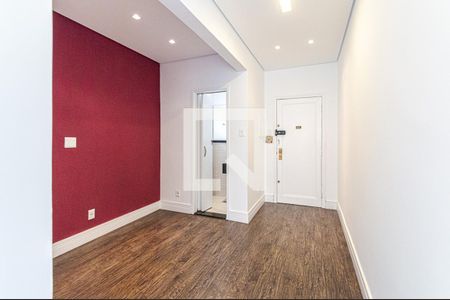 Hall de apartamento para alugar com 2 quartos, 106m² em Consolação, São Paulo