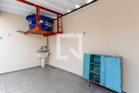 Casa à venda com 147m², 3 quartos e 2 vagas Casa à venda com 147m², 3 quartos e 2 vagasTerraço