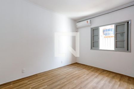 Casa à venda com 147m², 3 quartos e 2 vagas Casa à venda com 147m², 3 quartos e 2 vagasQuarto 3