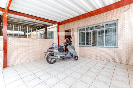 Casa à venda com 147m², 3 quartos e 2 vagas Casa à venda com 147m², 3 quartos e 2 vagasGaragem