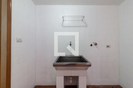 Casa para alugar com 110m², 2 quartos e 1 vagaÁrea de Serviço