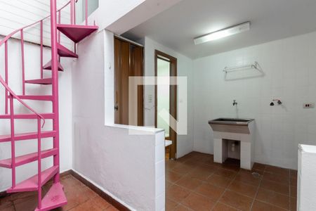 Casa para alugar com 110m², 2 quartos e 1 vagaÁrea de Serviço