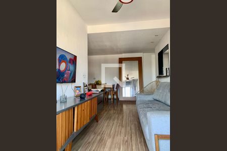 Apartamento à venda com 75m², 3 quartos e 1 vagaSala