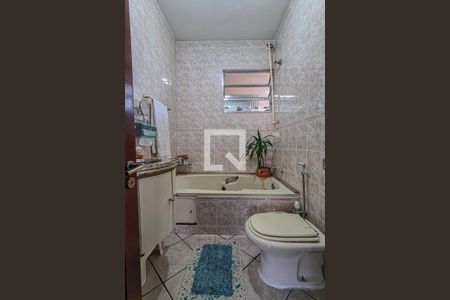 Apartamento à venda com 77m², 2 quartos e 1 vagaBanheiro