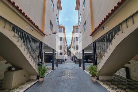 Apartamento à venda com 77m², 2 quartos e 1 vagaÁrea comum