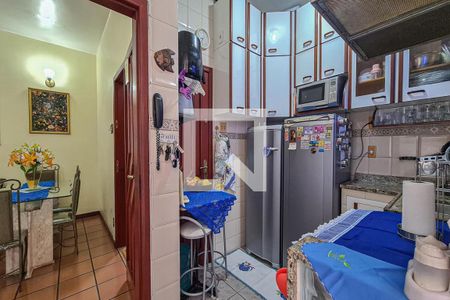 Apartamento à venda com 77m², 2 quartos e 1 vagaCozinha