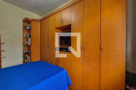 Apartamento à venda com 77m², 2 quartos e 1 vagaQuarto 2