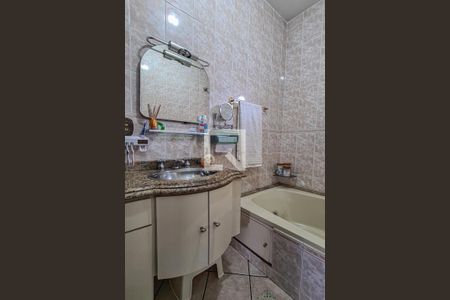 Apartamento à venda com 77m², 2 quartos e 1 vagaBanheiro