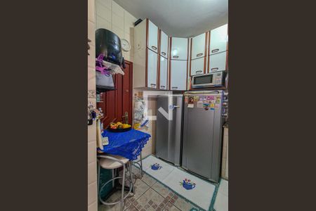 Apartamento à venda com 77m², 2 quartos e 1 vagaCozinha