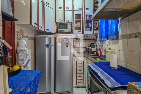 Apartamento à venda com 77m², 2 quartos e 1 vagaCozinha