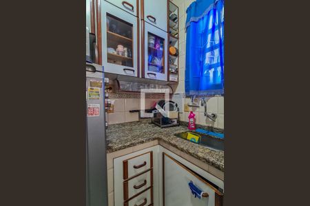 Apartamento à venda com 77m², 2 quartos e 1 vagaCozinha