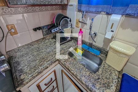 Apartamento à venda com 77m², 2 quartos e 1 vagaCozinha