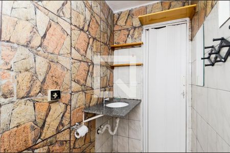 Casa para alugar com 45m², 1 quarto e sem vagaBanheiro