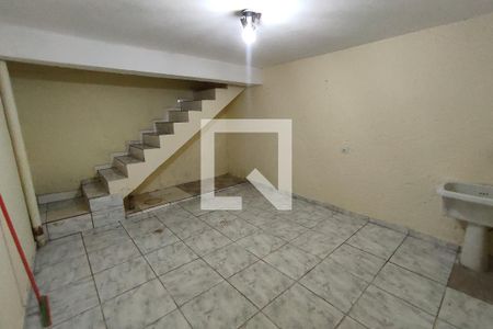 Casa para alugar com 70m², 1 quarto e sem vagaÁrea de Serviço