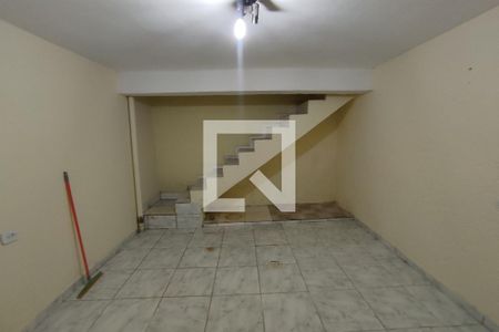 Casa para alugar com 70m², 1 quarto e sem vagaÁrea de Serviço