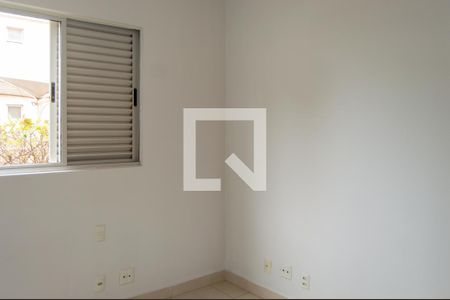 Quarto de apartamento para alugar com 2 quartos, 63m² em Setor Goiânia 2, Goiânia