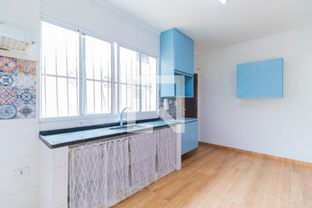 Cozinha de casa à venda com 3 quartos, 140m² em Vila do Castelo, São Paulo