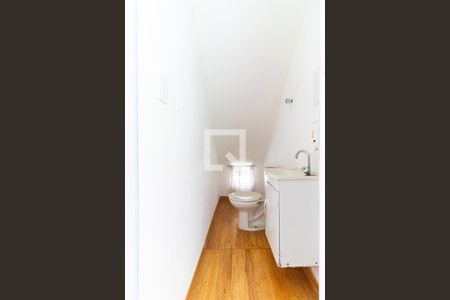 Lavabo de casa à venda com 3 quartos, 140m² em Vila do Castelo, São Paulo