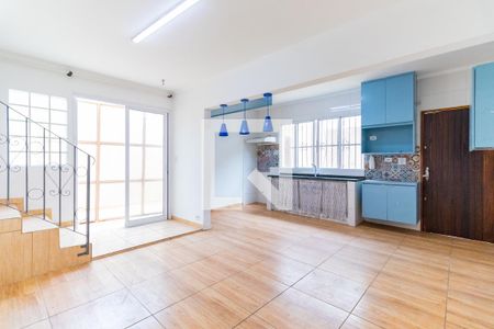 Casa à venda com 3 quartos, 140m² em Vila do Castelo, São Paulo