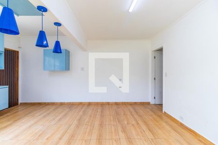Sala de casa à venda com 3 quartos, 140m² em Vila do Castelo, São Paulo
