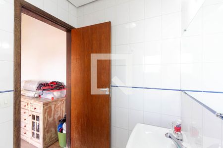Casa à venda com 90m², 2 quartos e 2 vagasBanheiro 