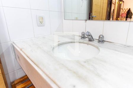 Casa à venda com 90m², 2 quartos e 2 vagasSuíte