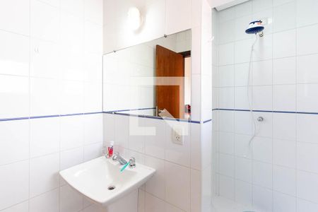 Casa à venda com 90m², 2 quartos e 2 vagasBanheiro 