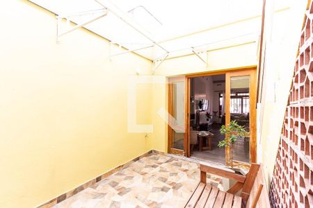 Casa à venda com 90m², 2 quartos e 2 vagasÁrea Externa