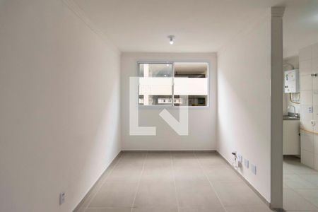 Apartamento para alugar com 43m², 2 quartos e 1 vagaSala