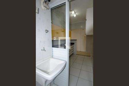 Apartamento à venda com 58m², 3 quartos e 1 vagaÁrea de Serviço