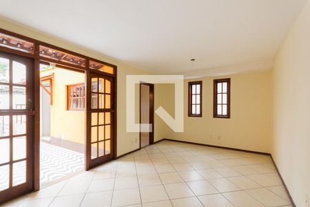Sala de casa para alugar com 3 quartos, 120m² em Freguesia, Rio de Janeiro