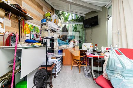 Casa à venda com 130m², 2 quartos e 2 vagas Casa à venda com 130m², 2 quartos e 2 vagasQuarto de Serviço