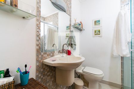 Casa à venda com 130m², 2 quartos e 2 vagas Casa à venda com 130m², 2 quartos e 2 vagasBanheiro