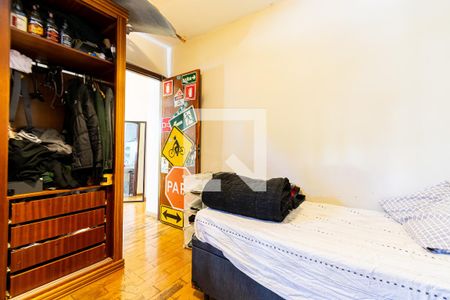 Casa à venda com 130m², 2 quartos e 2 vagas Casa à venda com 130m², 2 quartos e 2 vagasQuarto 2