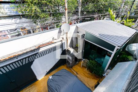 Casa à venda com 130m², 2 quartos e 2 vagas Casa à venda com 130m², 2 quartos e 2 vagasVista