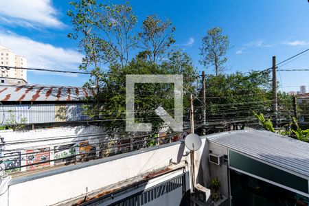 Casa à venda com 130m², 2 quartos e 2 vagas Casa à venda com 130m², 2 quartos e 2 vagasVista