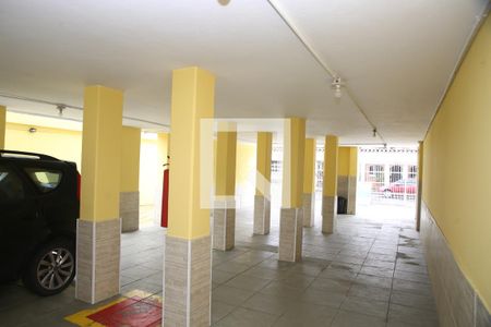 Garagem de apartamento para alugar com 2 quartos, 85m² em Caiçara, Praia Grande