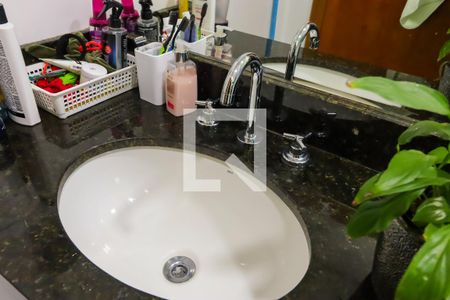 Banheiro da Suíte 3 de casa para alugar com 3 quartos, 150m² em Jardim Monte Kemel, São Paulo