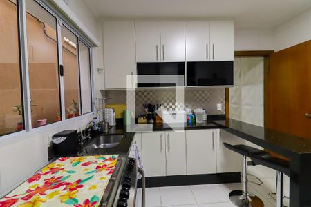 Cozinha de casa para alugar com 3 quartos, 150m² em Jardim Monte Kemel, São Paulo