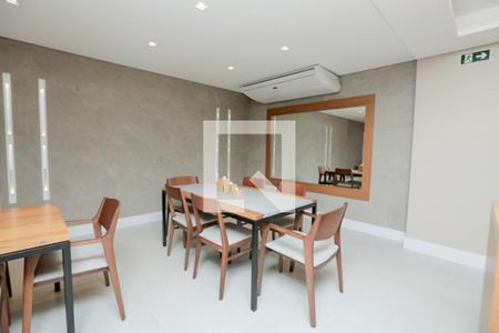Apartamento para alugar com 30m², 1 quarto e 1 vaga Apartamento para alugar com 30m², 1 quarto e 1 vagaÁrea comum - Salão de festas