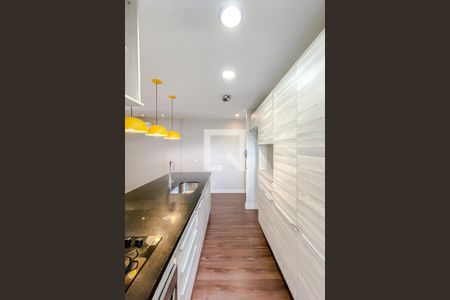 Cozinha de apartamento para alugar com 2 quartos, 56m² em Brás, São Paulo