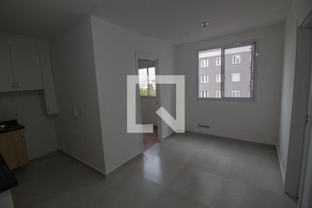 Sala/Cozinha de apartamento para alugar com 2 quartos, 33m² em Santo Amaro, São Paulo